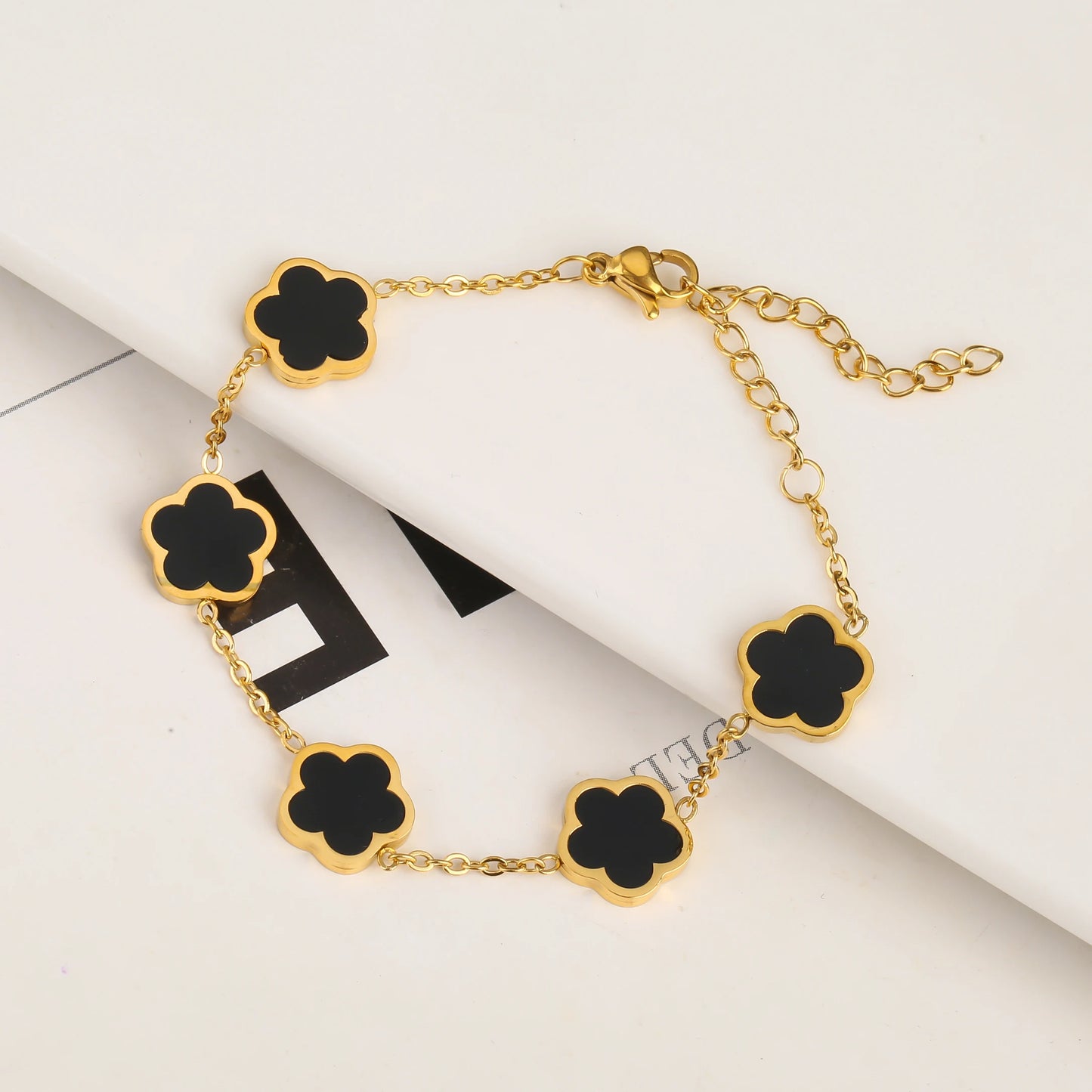 Five Leaf Flower Pendant Bracelets