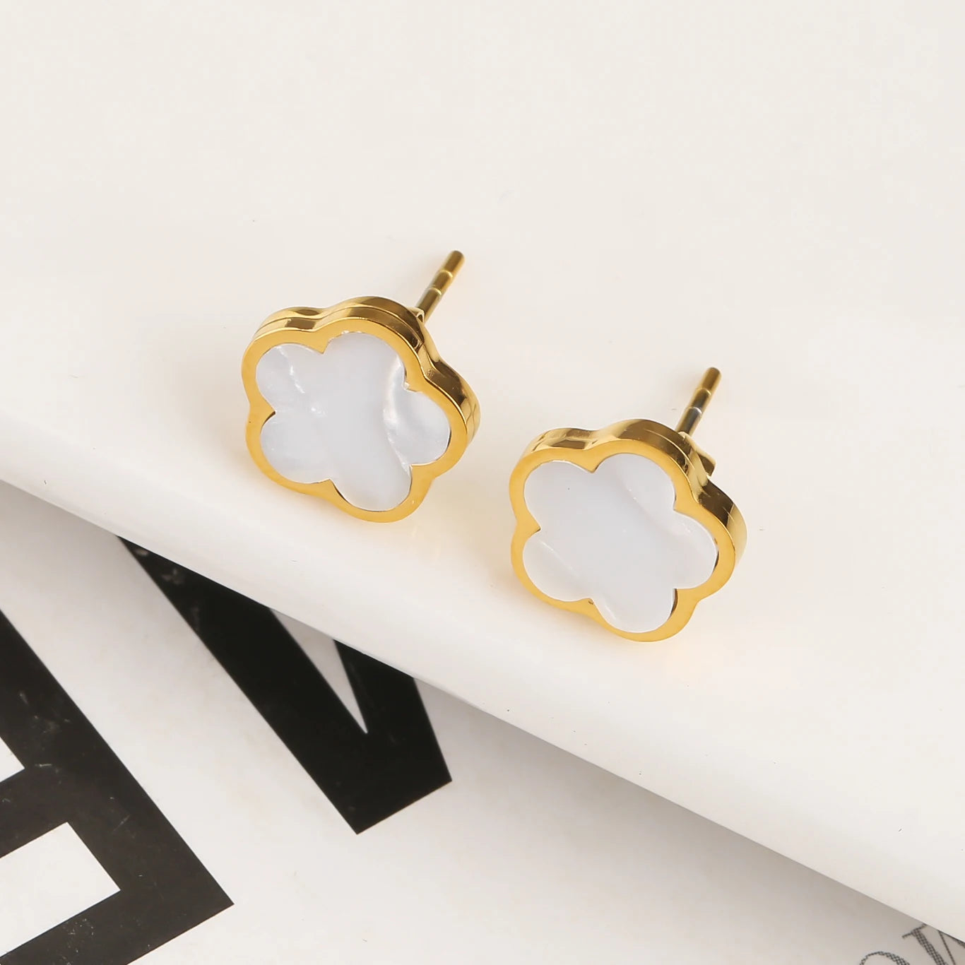Five Leaf Flower Pendant Earrings