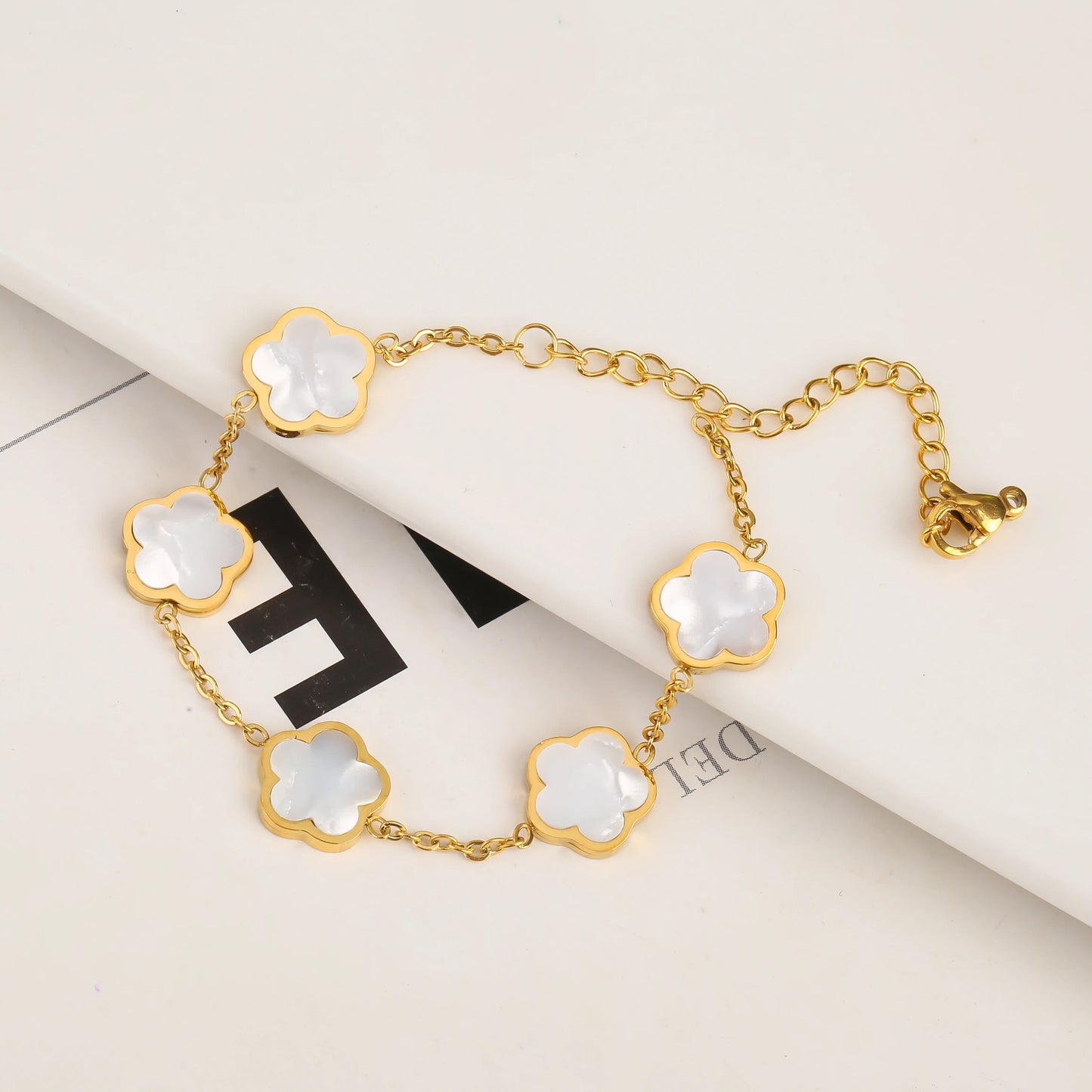 Five Leaf Flower Pendant Bracelets