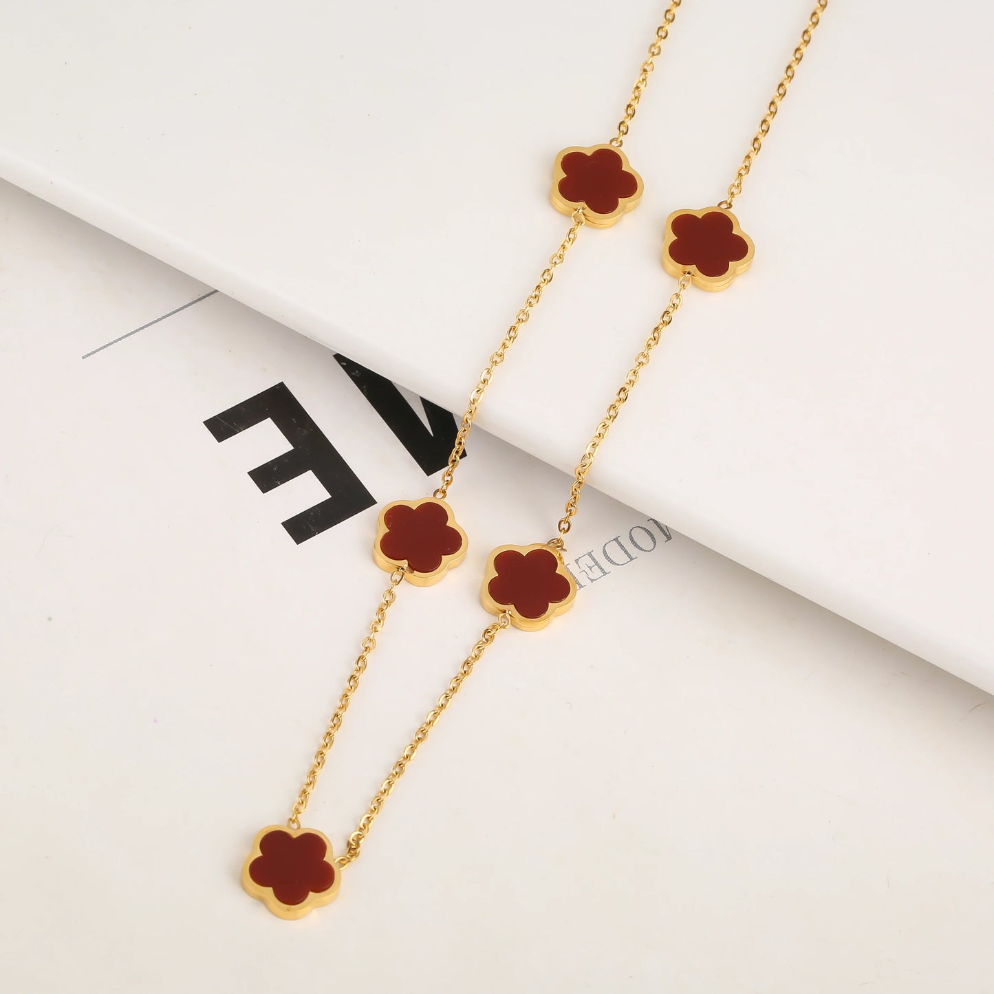 Five Leaf Flower Pendant Necklaces